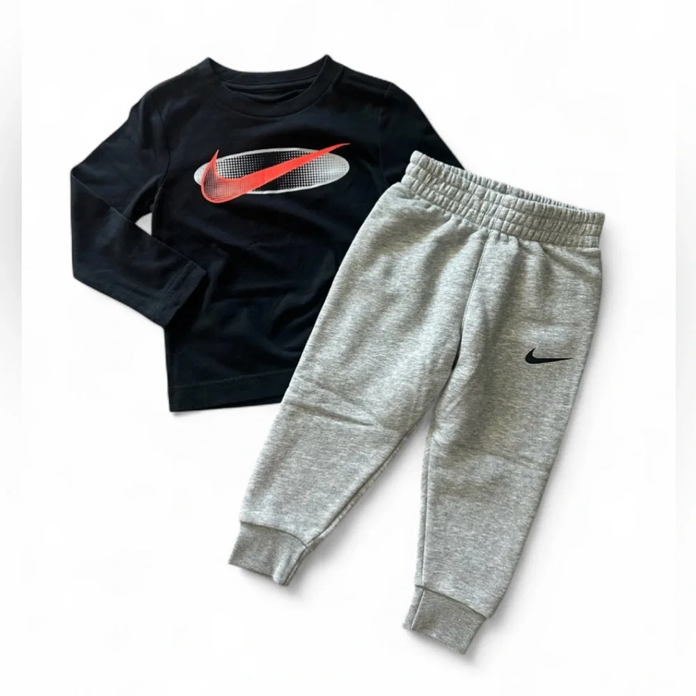 Nike Black Long Sleeve T-Shirt and Gray Jogger Pants Boys Size 2T
